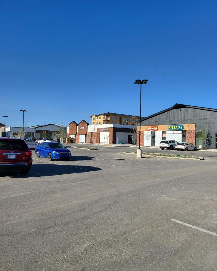 Luxury Suite In Calgary Nw Luaran gambar